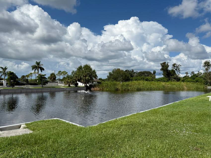 11 Apple Ave a Bradenton, FL Mobile or Manufactured Home for Sale